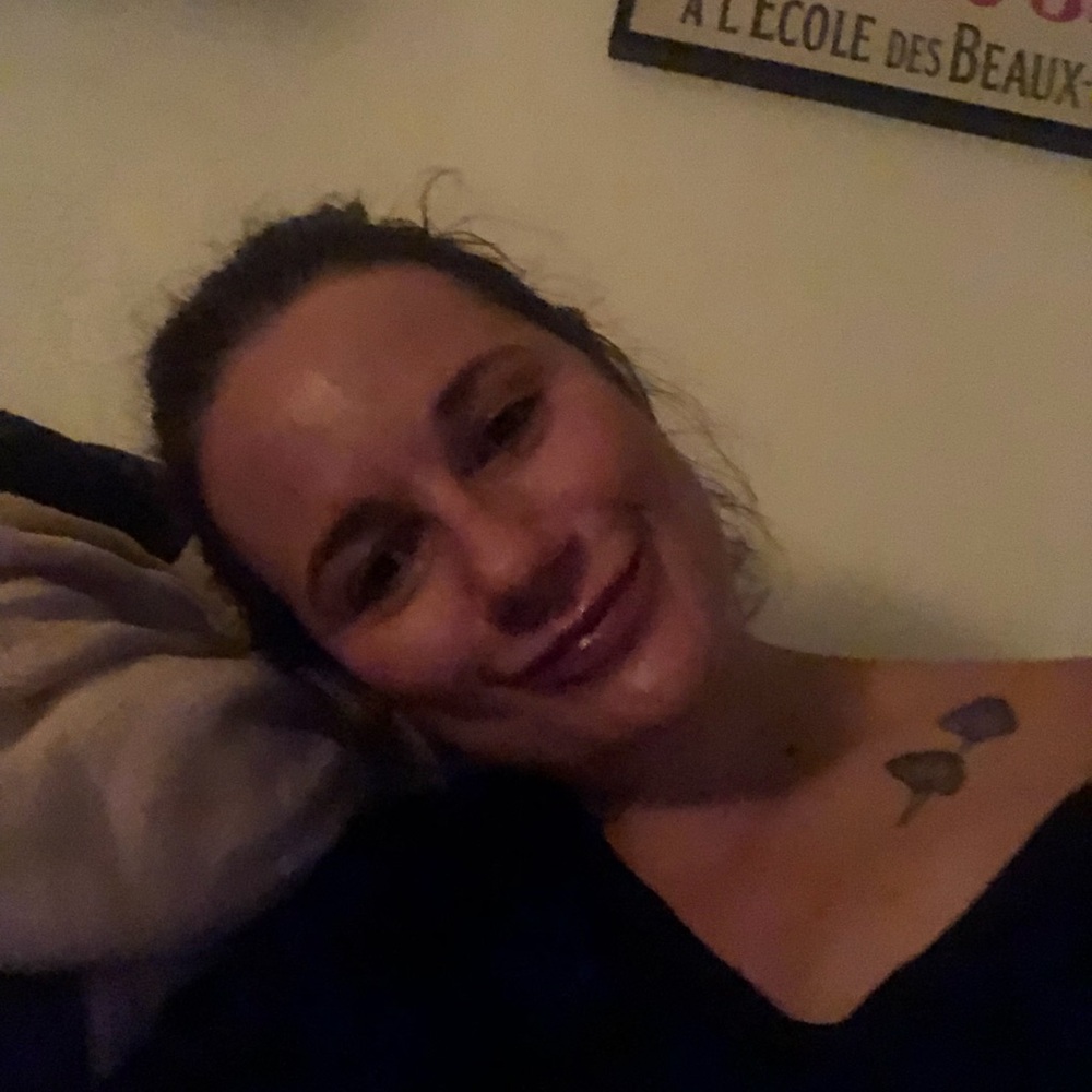 Meet your Posher, Dara